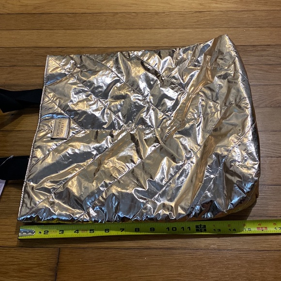 Victoria's Secret Rose Gold Quilted Metallic Tote - Picture 7 of 10